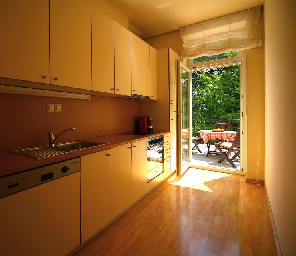 Apartments Villa Boltez คราน ภายนอก รูปภาพ