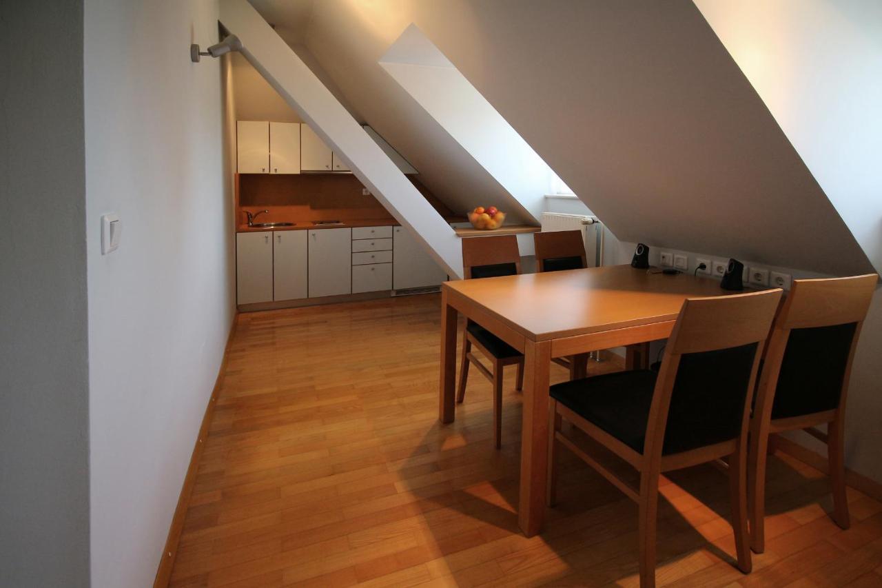 Apartments Villa Boltez คราน ภายนอก รูปภาพ