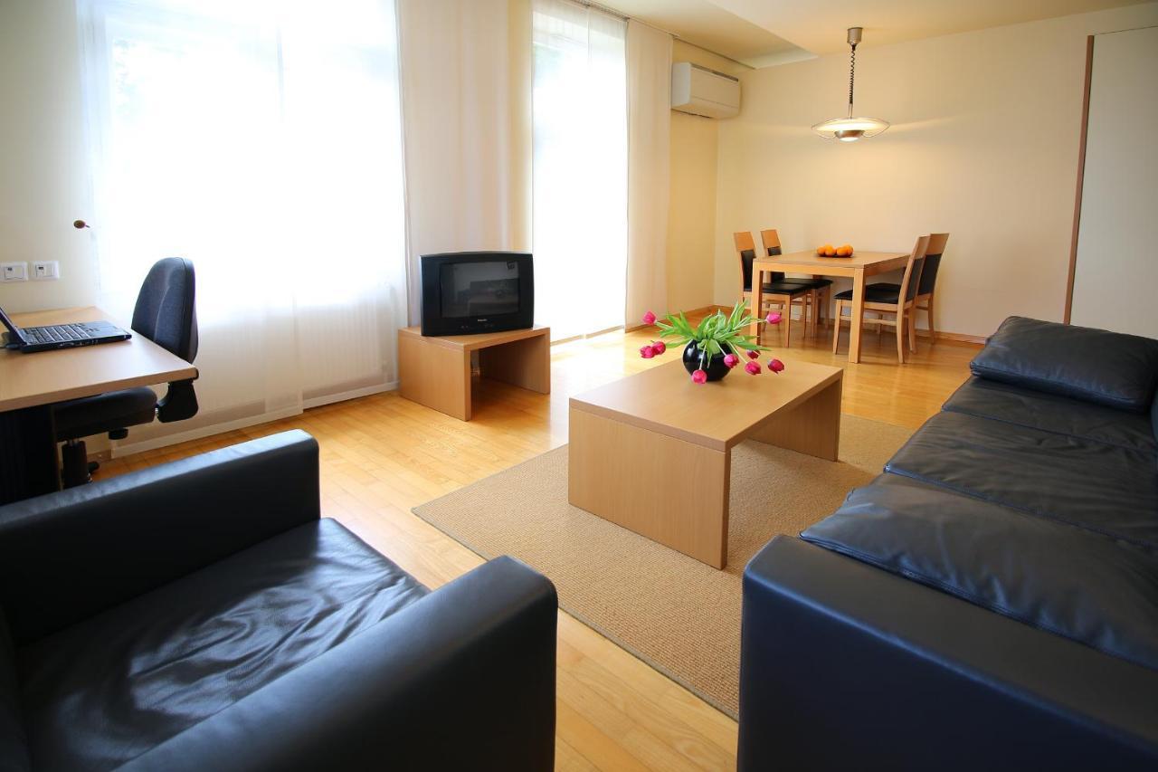 Apartments Villa Boltez คราน ภายนอก รูปภาพ