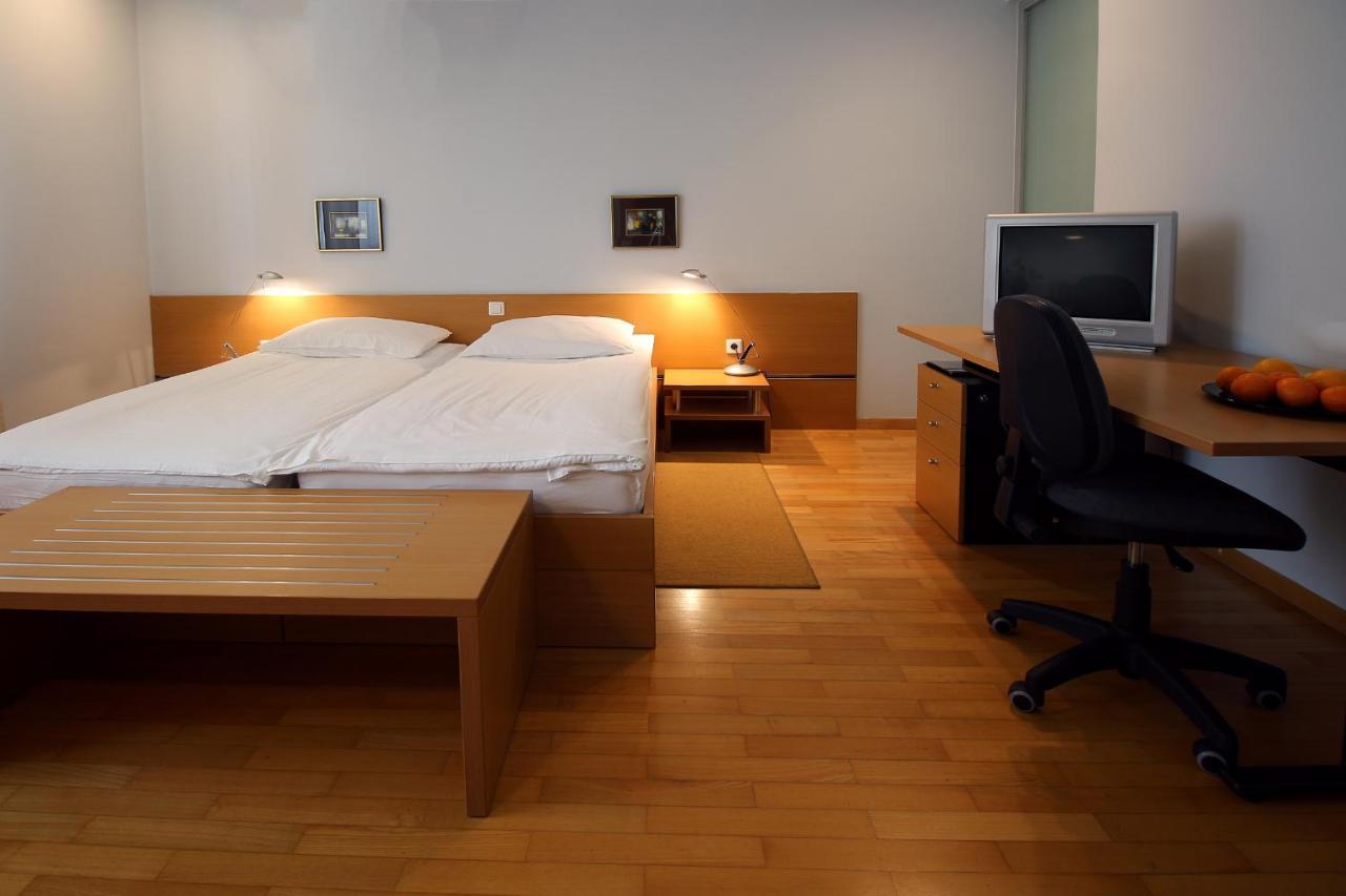 Apartments Villa Boltez คราน ภายนอก รูปภาพ