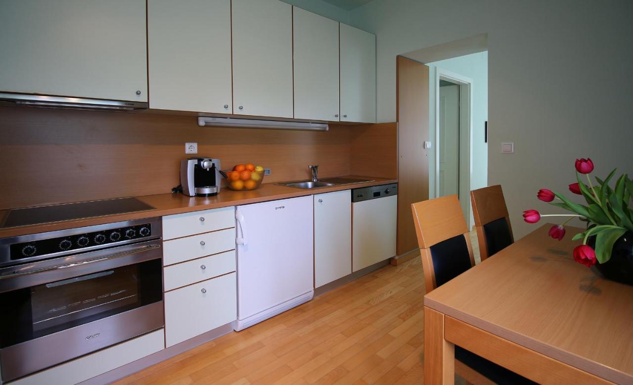 Apartments Villa Boltez คราน ภายนอก รูปภาพ